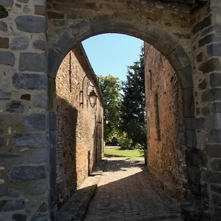 Le Saint Leonard Bed & Breakfast